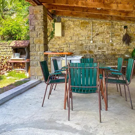 House Rustica بيت للعطل *